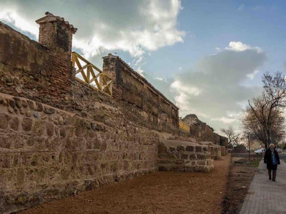 Eco Alojamiento La Cartuja De Talamanca Talamanca de Jarama Buitenkant foto